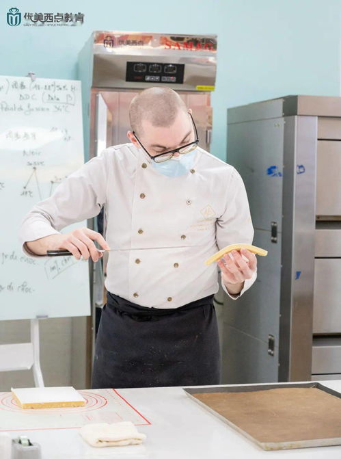 巧克力糖果大師班完美結(jié)課 高級巧克力產(chǎn)品驚艷眾人,授證典禮儀式滿滿